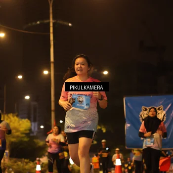 Runner Photo 7088968