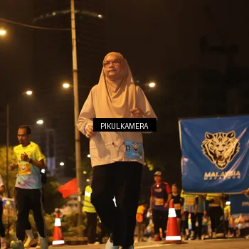 Runner Photo 7088972