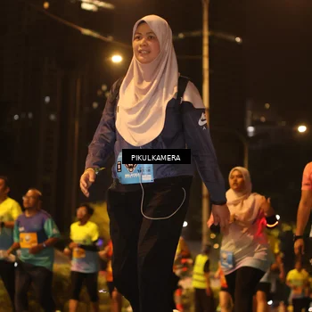 Runner Photo 7088995