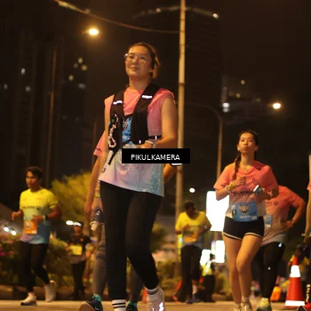 Runner Photo 7089003