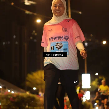 Runner Photo 7089057