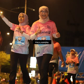 Runner Photo 7089063