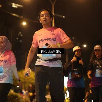Runner Photo 7089073