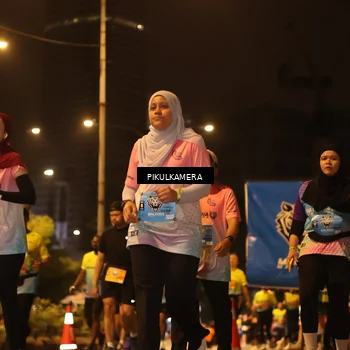 Runner Photo 7089101
