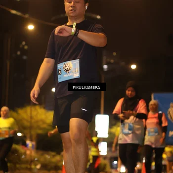 Runner Photo 7089118