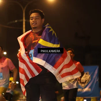 Runner Photo 7089129