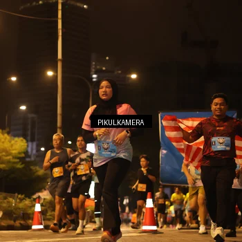 Runner Photo 7089135