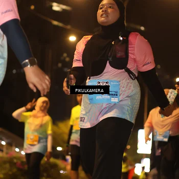 Runner Photo 7089192
