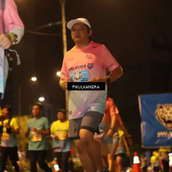 Runner Photo 7089239