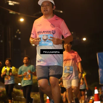 Runner Photo 7089242