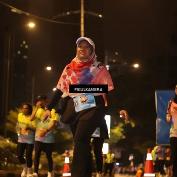 Runner Photo 7089273
