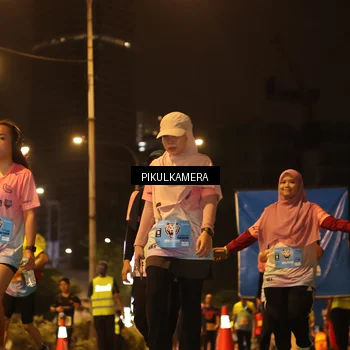 Runner Photo 7089312