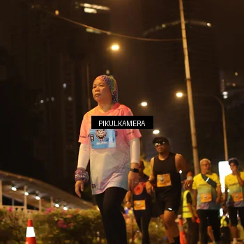 Runner Photo 7089335