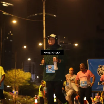 Runner Photo 7089345