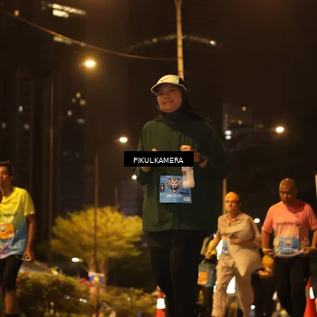 Runner Photo 7089346