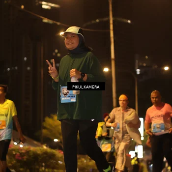 Runner Photo 7089348