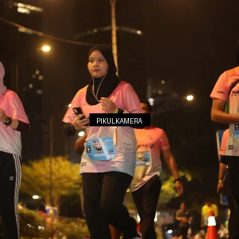 Runner Photo 7089356