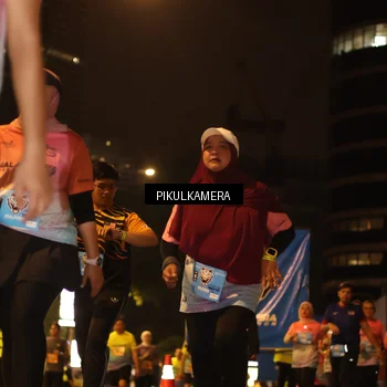 Runner Photo 7089357