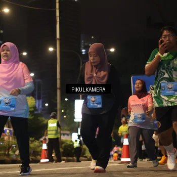 Runner Photo 7089399