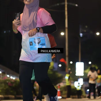 Runner Photo 7089415