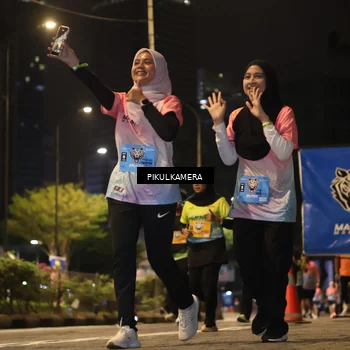 Runner Photo 7089423