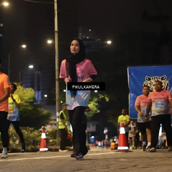 Runner Photo 7089438