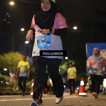 Runner Photo 7089502