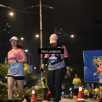 Runner Photo 7089544