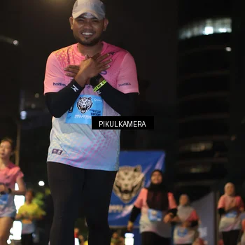 Runner Photo 7089550