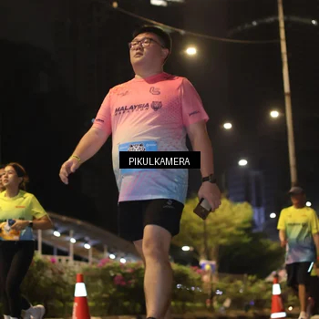 Runner Photo 7089566