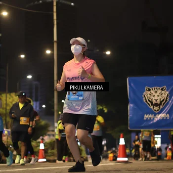 Runner Photo 7089578