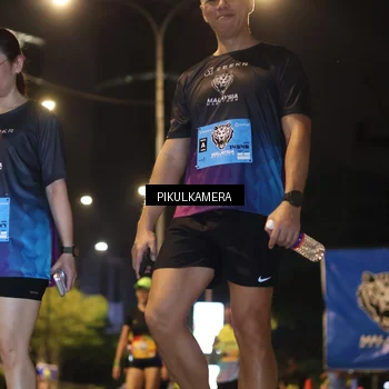 Runner Photo 7089595