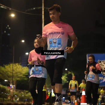 Runner Photo 7089625