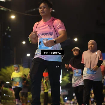 Runner Photo 7089628