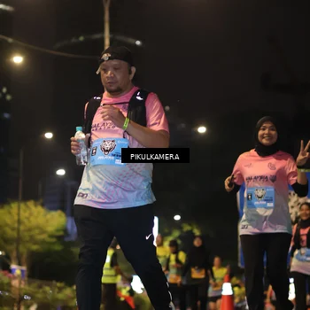Runner Photo 7089696