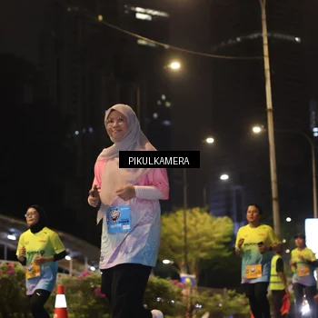 Runner Photo 7089715
