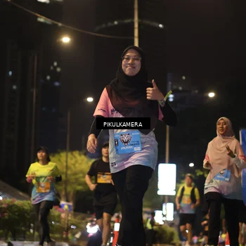 Runner Photo 7089723