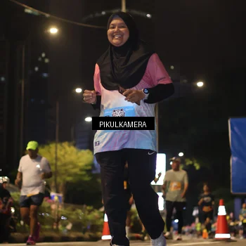 Runner Photo 7089743