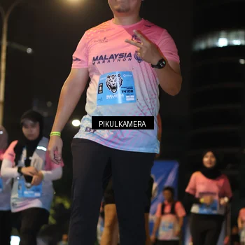 Runner Photo 7089750