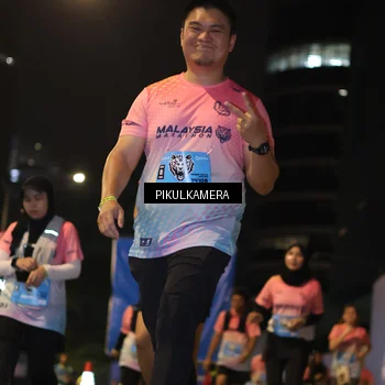 Runner Photo 7089751