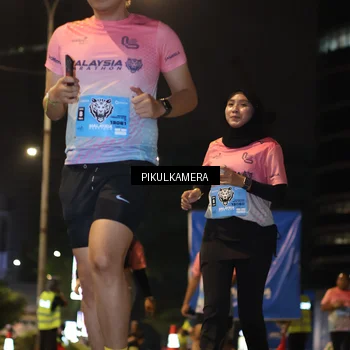 Runner Photo 7089760
