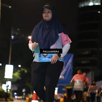 Runner Photo 7089820