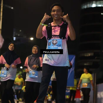 Runner Photo 7089905