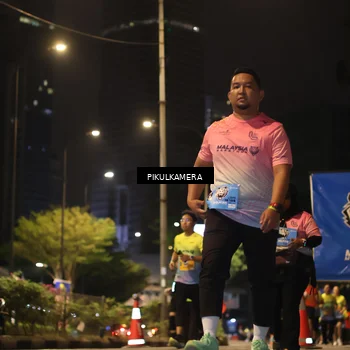 Runner Photo 7089929
