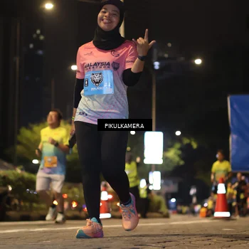 Runner Photo 7089930