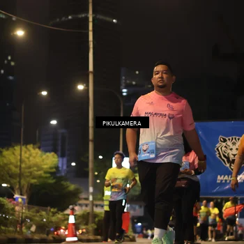 Runner Photo 7089934