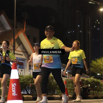 Runner Photo 7090025