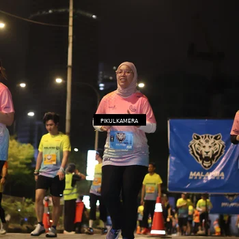 Runner Photo 7090042