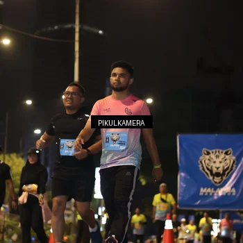 Runner Photo 7090074