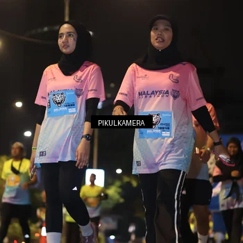 Runner Photo 7090080